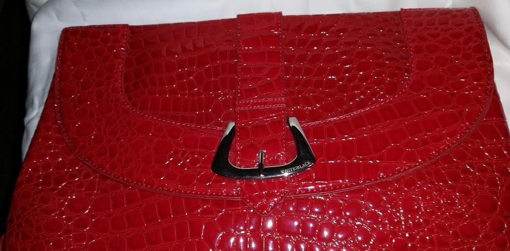 ❤️Red Croc Clutch❤️